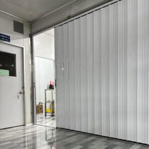 Vách Ngăn Nhôm Xếp Hệ Phẳng Luxury Sang Trọng, Thẩm Mỹ - Màu Trắng
