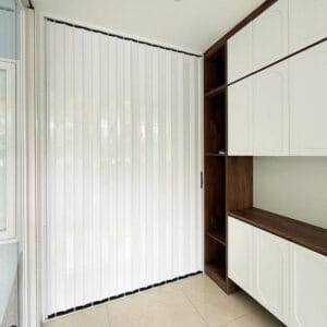 Cửa Xếp Lá Nhôm Thông Phòng Cao Cấp Windowo.
