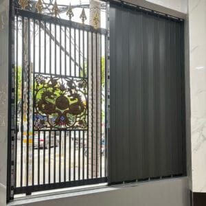 Cửa sổ nhôm xếp cao cấp, che nắng mưa
